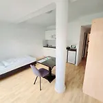Efde Gmbh 아파트