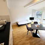 Efde Gmbh 아파트 *