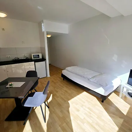 Efde Gmbh Apartmán *
