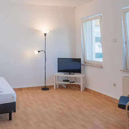 Efde Gmbh Apartamento *